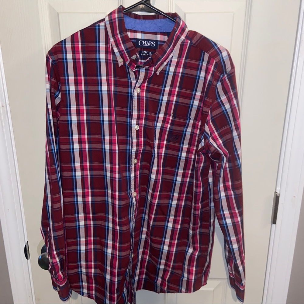 Chaps Easy Care Stretch button down Medium pink Red Blue.